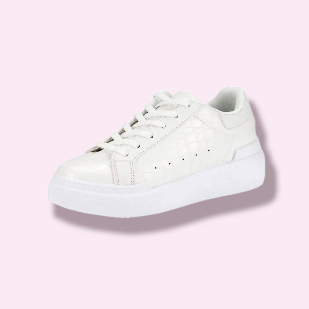 NWB Animal Skin Sneakers Women's 10 White Faux Leather Preppy Academia Retro 90s